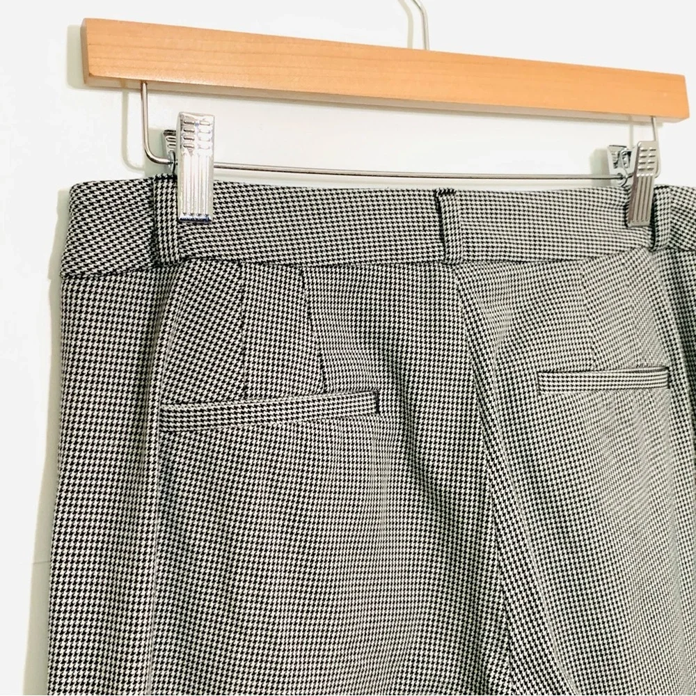Banana Republic Women’s Houndstooth Sloan Pants Size 6 Black and White